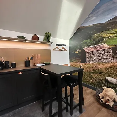 At Posh Garage Feriehus